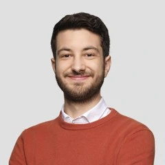 Alessandro Pomponio's portrait in a professional headshot